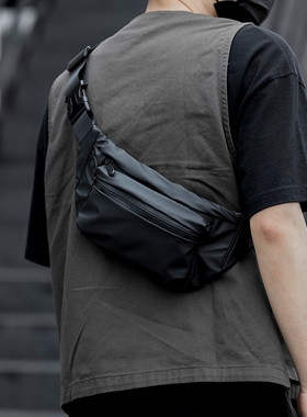 法国Colorin Kite胸包男士潮牌挎包单肩包户外运动斜挎包简约腰包