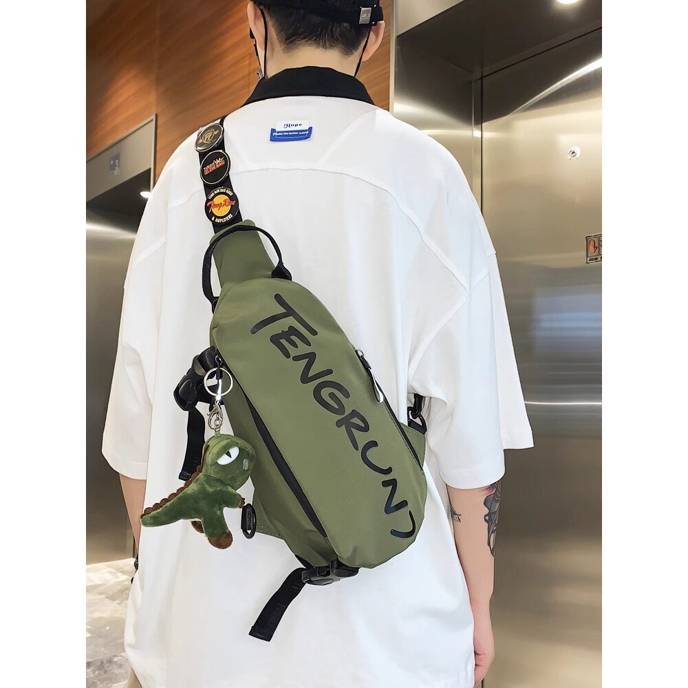 法国CavienKIon斜挎包男款胸包休闲百搭背包大学生单肩包尼龙挎包