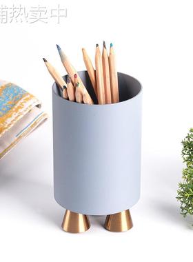 北欧轻奢摆件样板间儿童房书桌圆形笔筒办公室高级感桌面软装饰品