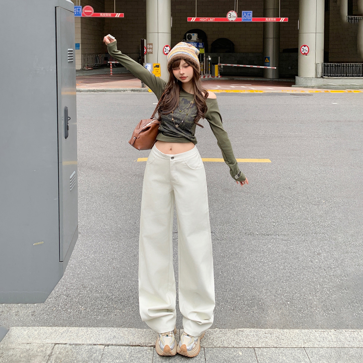 美式复古低腰辣妹宽松直筒裤白色皮裤百搭显瘦休闲裤女,女装/女士精品,休闲裤,淘宝优惠券,粉丝福利购,淘宝优惠卷