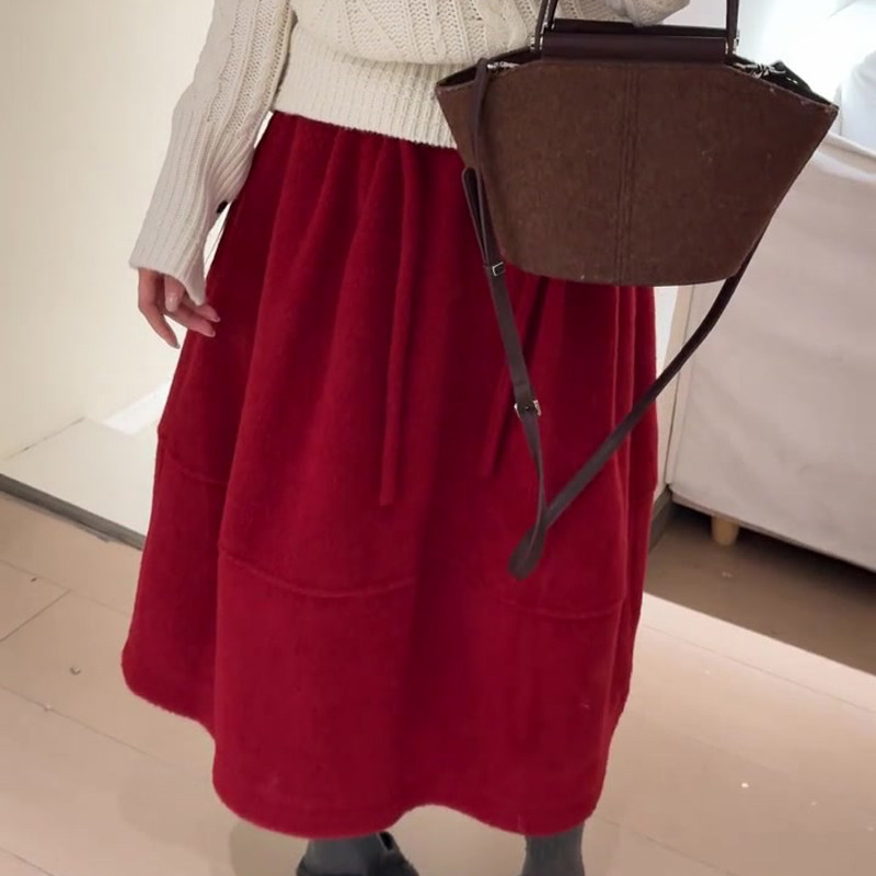 欧货高端定制红色毛呢大码半身裙女2026早春新款减龄百搭花苞裙子,女装/女士精品,大码半身裙,淘宝优惠券,粉丝福利购,淘宝优惠卷