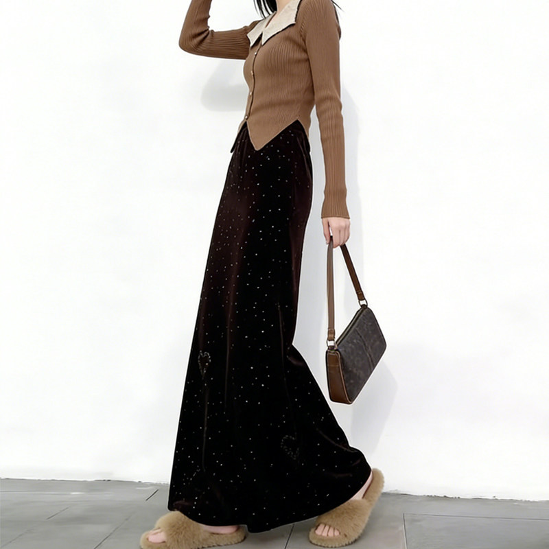 欧货高端定制深棕色丝绒大码半身裙女2026早春新款细闪优雅A字裙,女装/女士精品,大码半身裙,淘宝优惠券,粉丝福利购,淘宝优惠卷