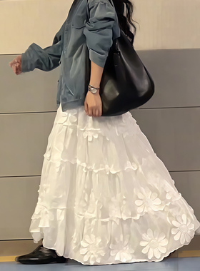 高端定制白色大码蕾丝花朵半身裙女2025秋冬新款宽松高级感蛋糕裙