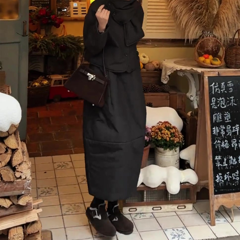 黑色时尚显瘦半身裙女2025年秋冬