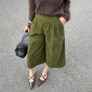 褶皱宽松休闲阔腿裤 高端定制绿色大码 新款 女2025冬季 灯芯绒七分裤