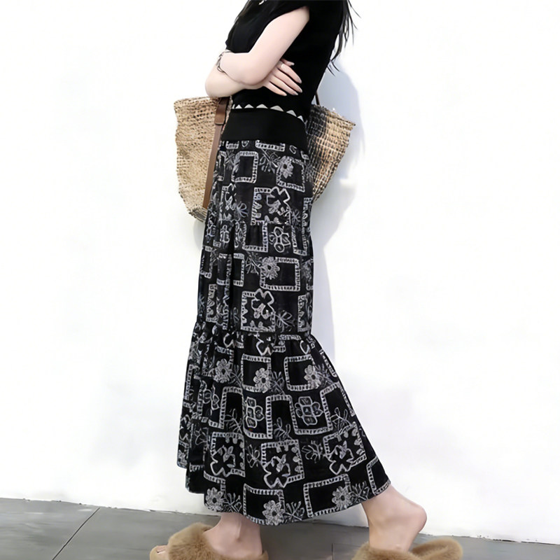 欧货高端定制黑色印花大码半身裙女2026早春新款波西米亚A字裙子,女装/女士精品,大码半身裙,淘宝优惠券,粉丝福利购,淘宝优惠卷