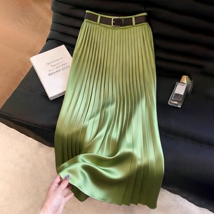 轻熟风百褶裙子 新款 欧货高端定制果绿色大码 缎面半身裙女2026夏季