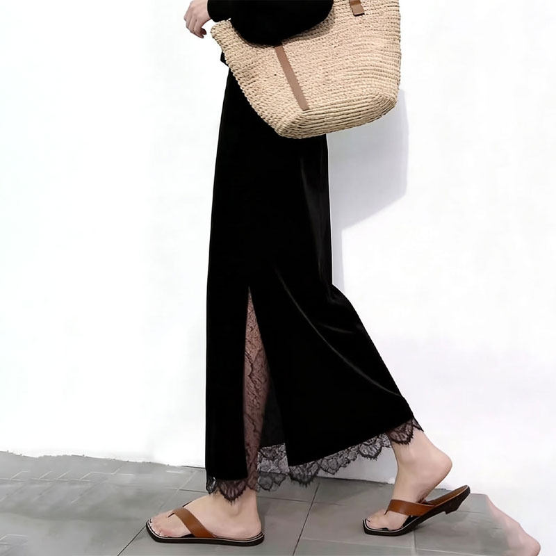 定制黑色丝绒大码侧开叉半身裙女2025冬季新款加厚蕾丝拼接A字裙,女装/女士精品,大码半身裙,淘宝优惠券,粉丝福利购,淘宝优惠卷