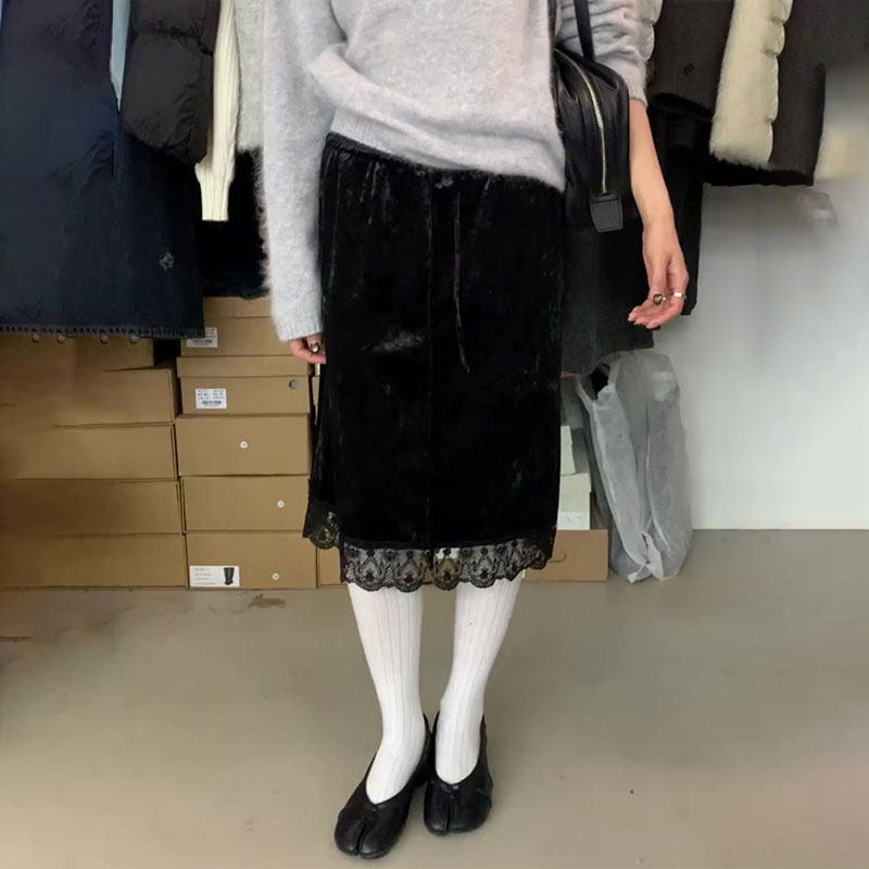 欧货高端定制黑色丝绒蕾丝边大码半身裙女2025冬季新款加厚A字裙,女装/女士精品,大码半身裙,淘宝优惠券,粉丝福利购,淘宝优惠卷