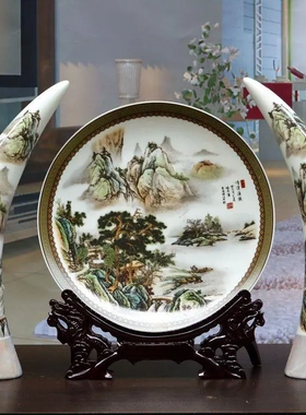 中式风格景德镇陶瓷花瓶三套象牙