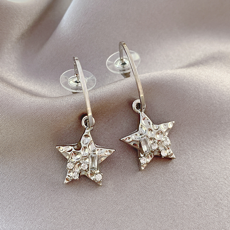 星星耳钉女ins辣妹风网红气质耳饰气质高级感耳环2024新款爆款