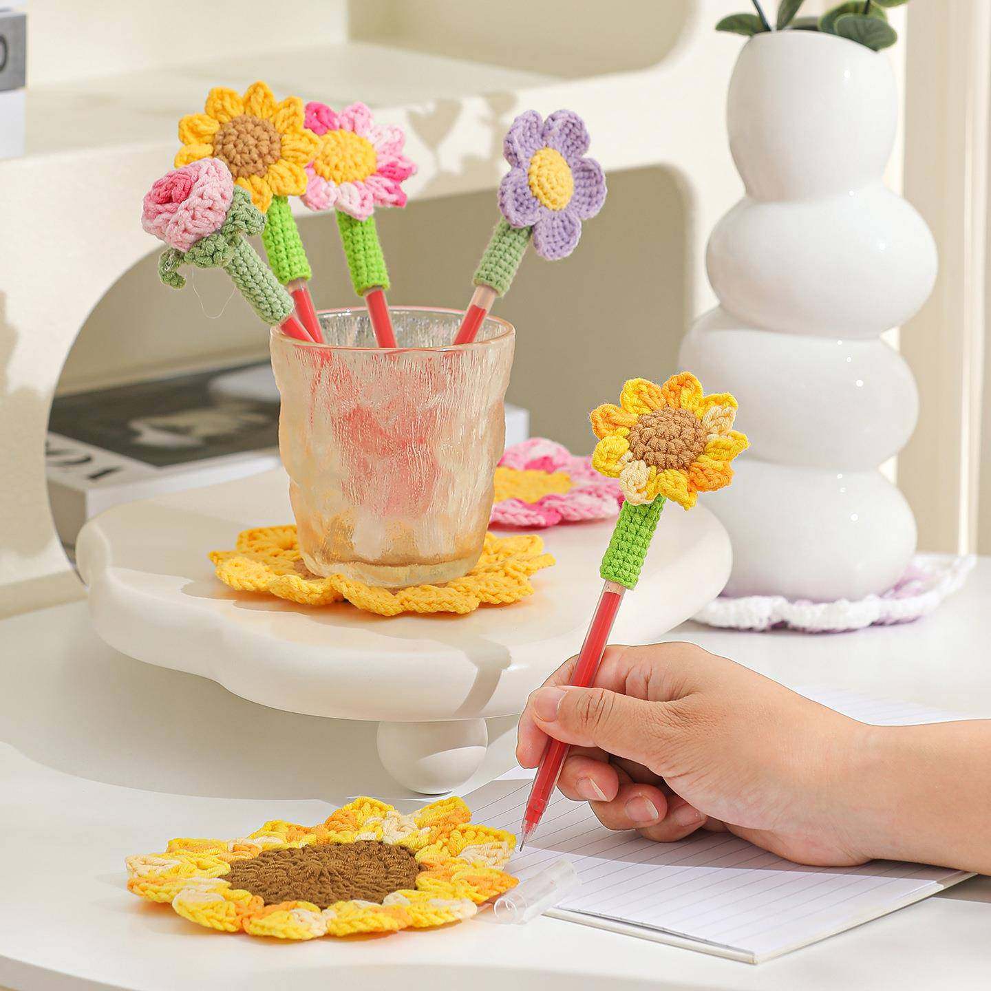 教师节礼物2025新款向日葵手工钩织妙笔生花泡芙花笔套杯垫送老师,节庆用品/礼品,节日装扮用品,淘宝优惠券,粉丝福利购,淘宝优惠卷