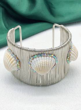 欧美跨境电商铁丝绕线宽边手镯手工镶嵌贝壳开口手镯新款厂家