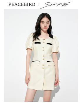 太平鸟女装秋季多纽扣设计时尚小香风连衣裙A1FAD2E04