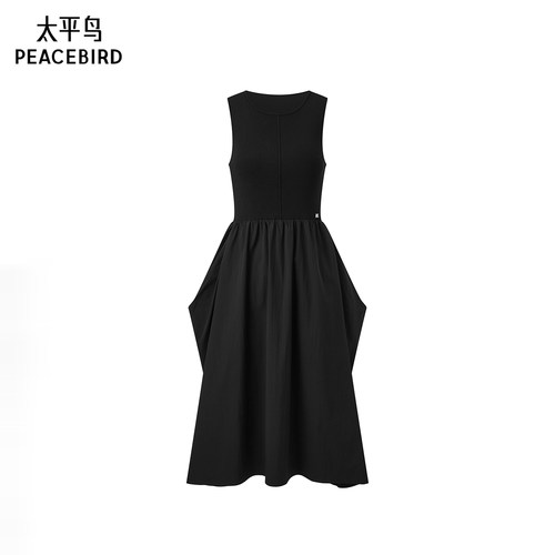 太平鸟女装秋季时髦拼接连衣裙A1FAE2408