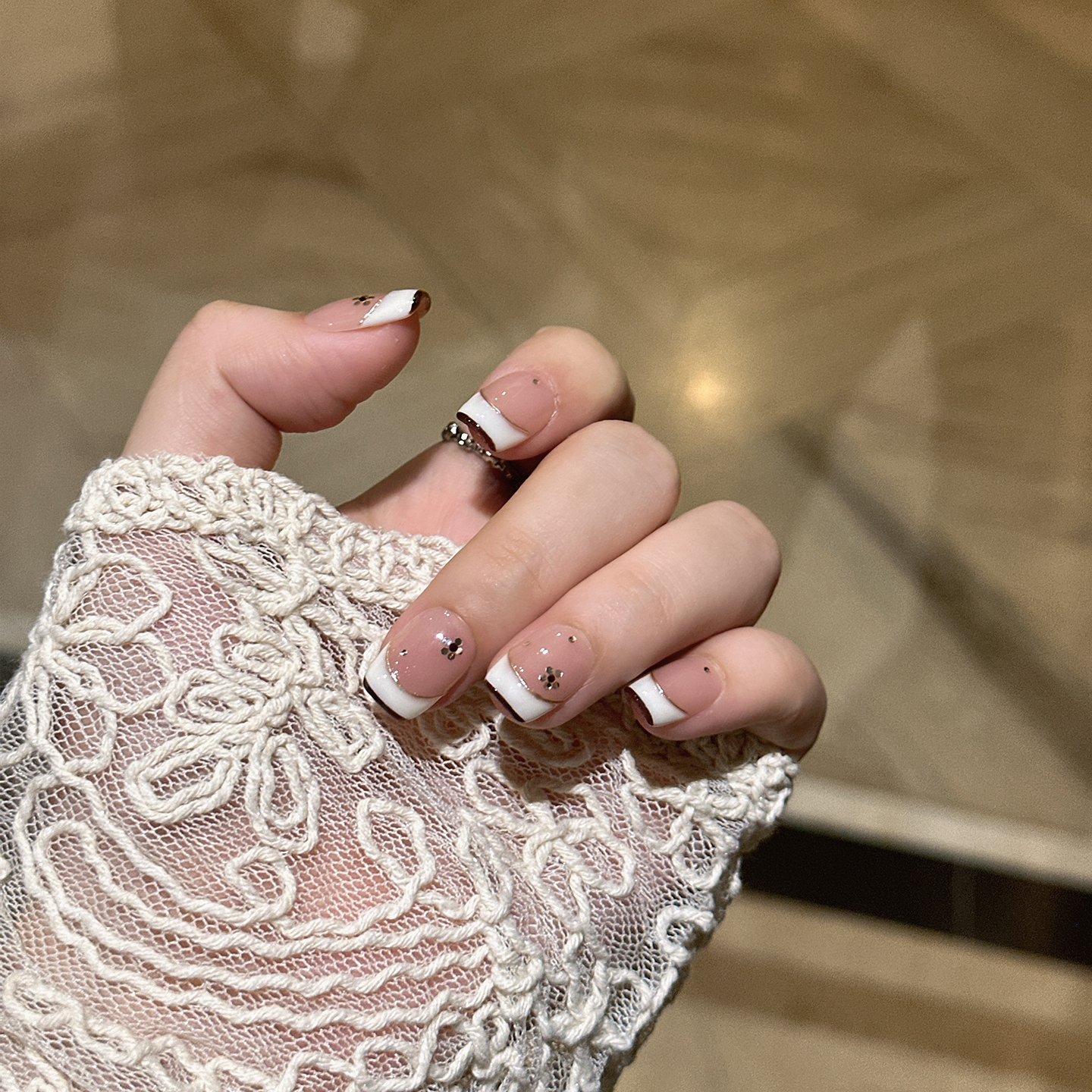 纯手工定制穿戴甲高级感法式裸色温柔气质显白美甲贴片假指甲贴片