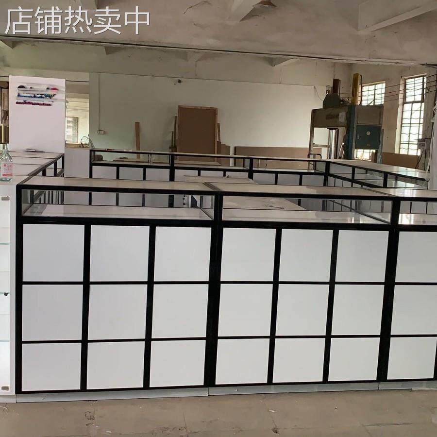 MDF烤漆服装展示柜五金中岛架商场玻璃中岛展示柜商场高级展示柜