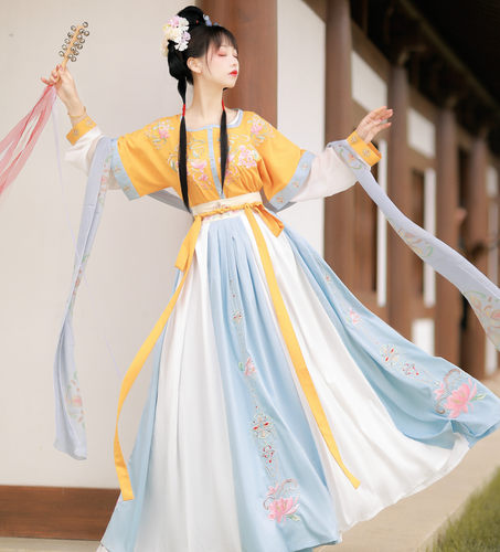 云麓集原创坦领半臂全套秋款汉服