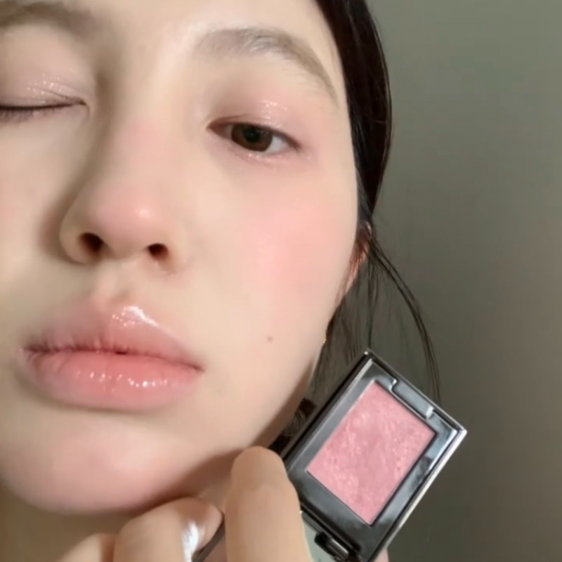 淡颜柔粉初恋感鲨疯了！眼影细闪