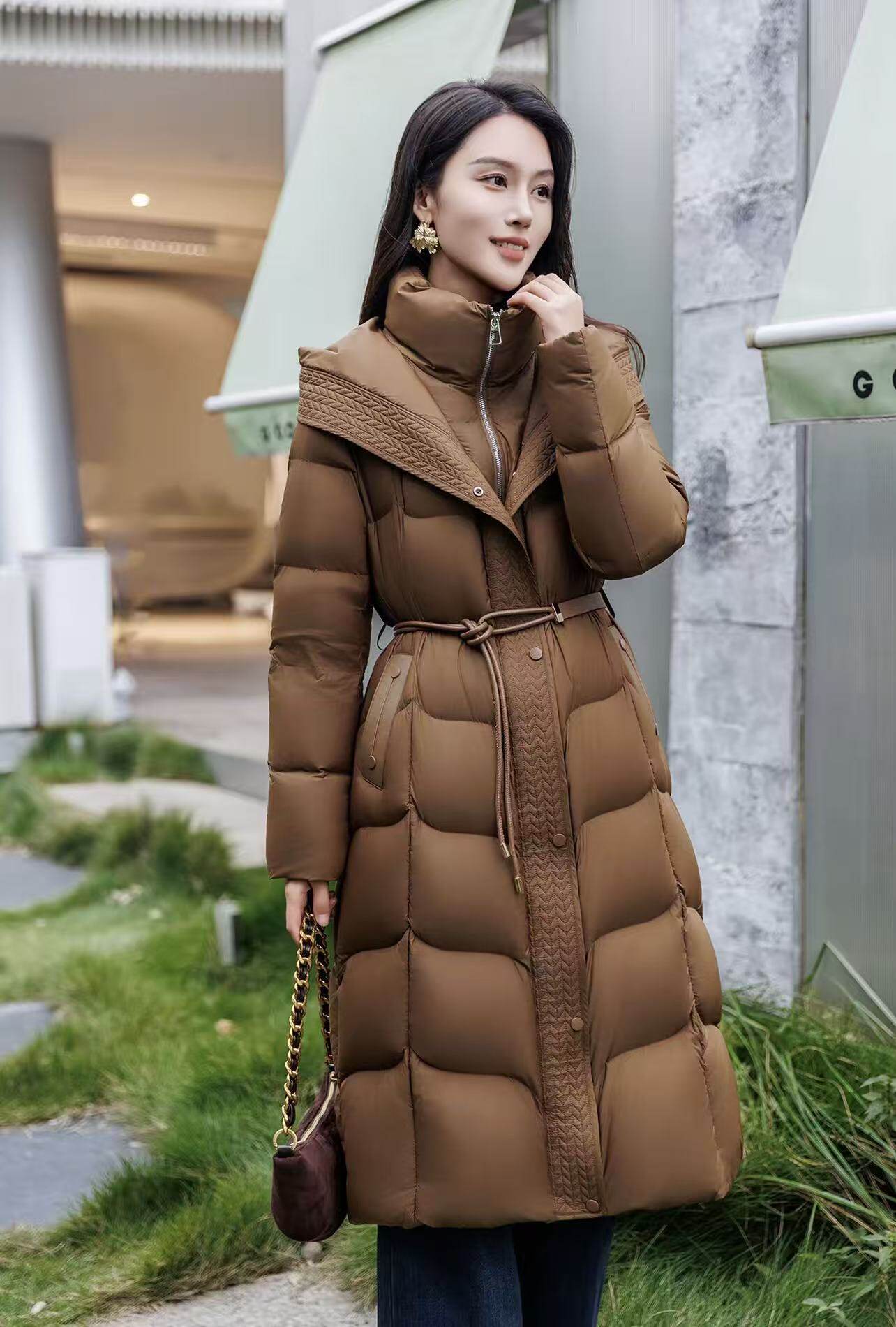 咖色大翻领修身收腰显瘦90白鹅绒羽绒服女长裤