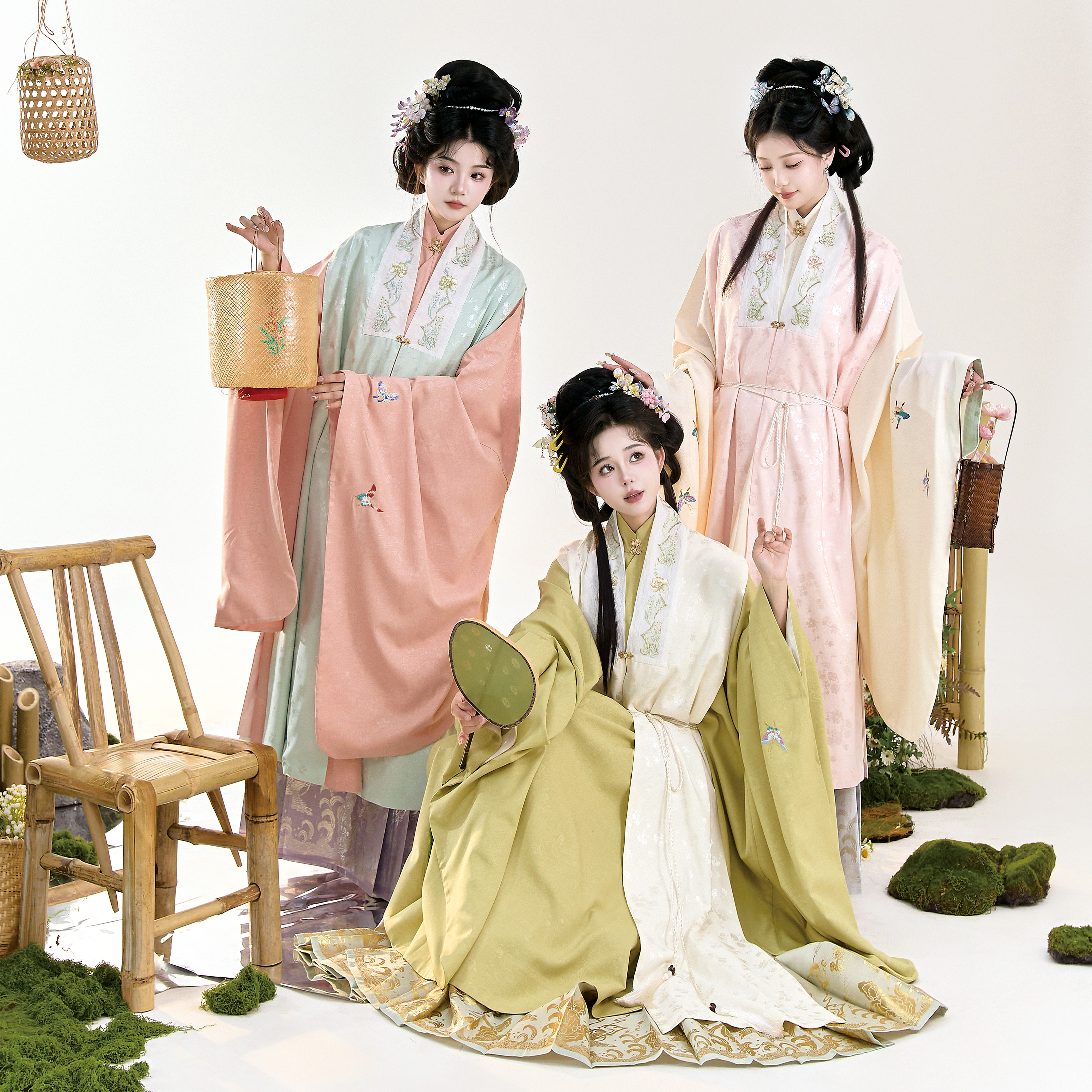 明制复原竖领汉服花朝记