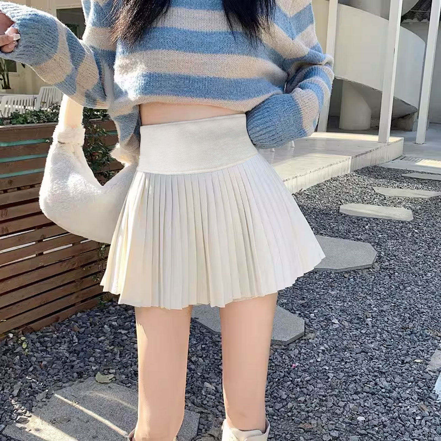 白色毛呢百褶短裙女2025新款高腰a字半裙垂坠感小个子羊毛半身裙