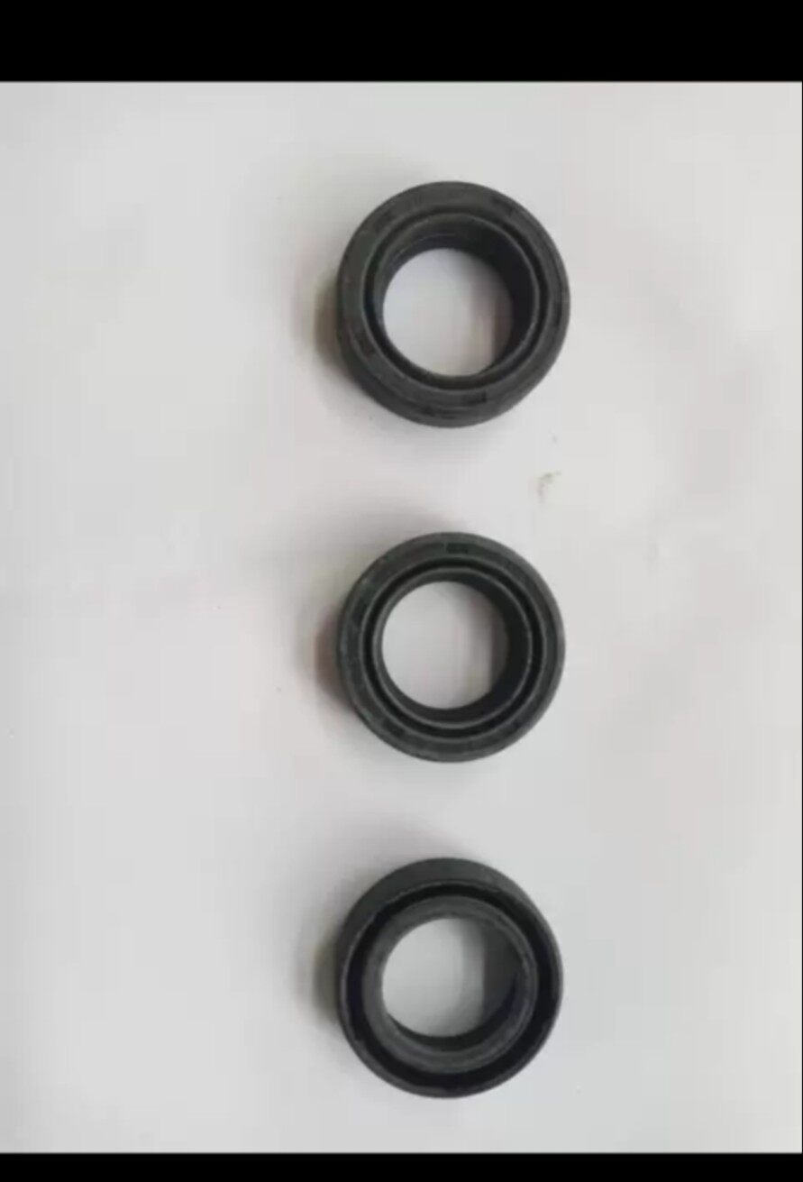 黑猫原装柱塞杆往复油封20*30*8 适用于黑猫QL360C/380C机器