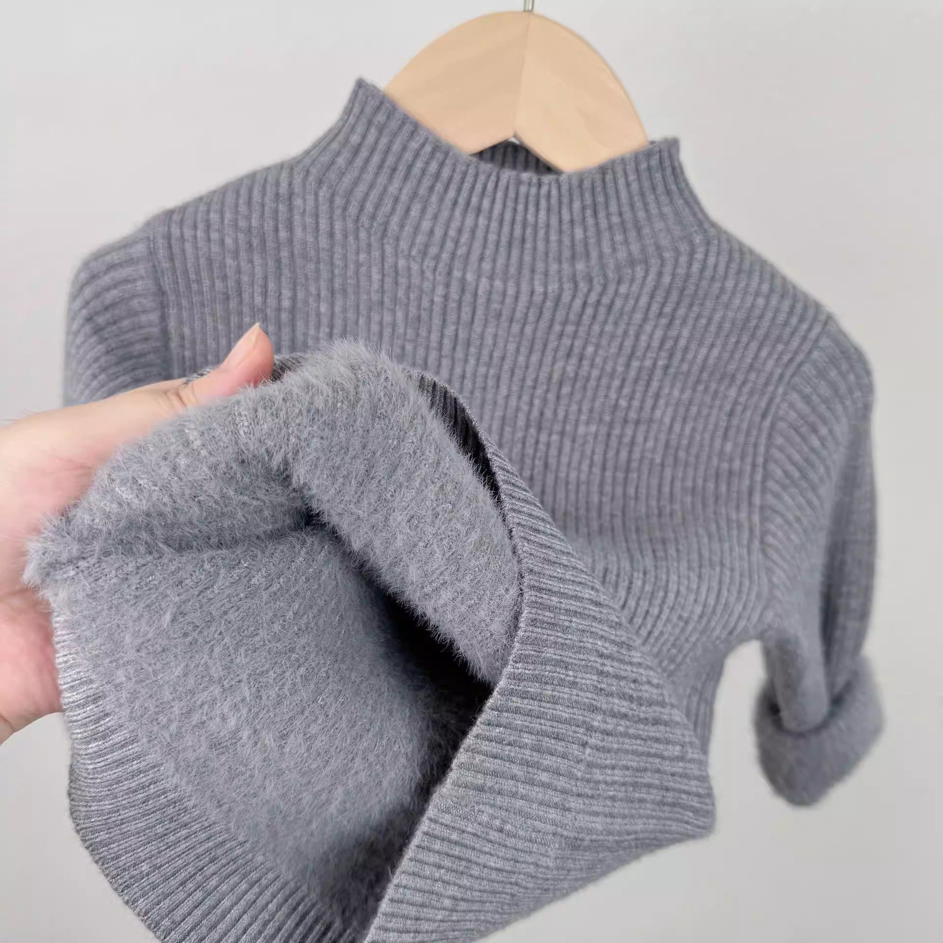 儿童半高领毛衣秋冬装新款男女童一体绒针织衫宝宝加绒打底衫上衣