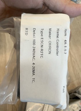 [议价]全新欧姆龙温控器E5CN-R2TC!原装正品,工程剩余,包装
