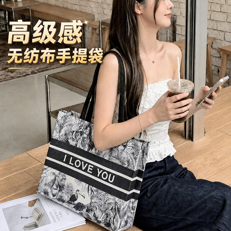 网红流行手提袋2025年热款礼品袋图片
