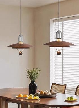 PH5 walnut wood to the island table lamp.