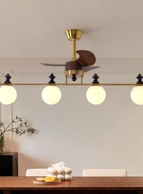 In the new paragraph, the Fung family uses a single chandeli