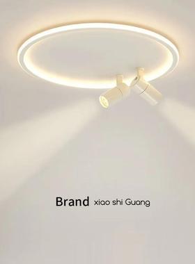 A light-smoking, modern and creative Nordic bedroom light be