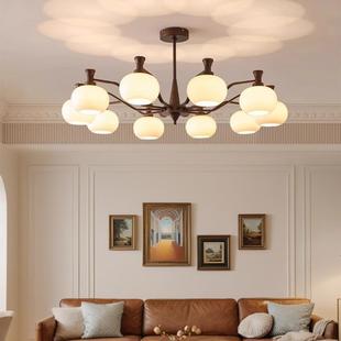 the living room The light main U.S chandelier