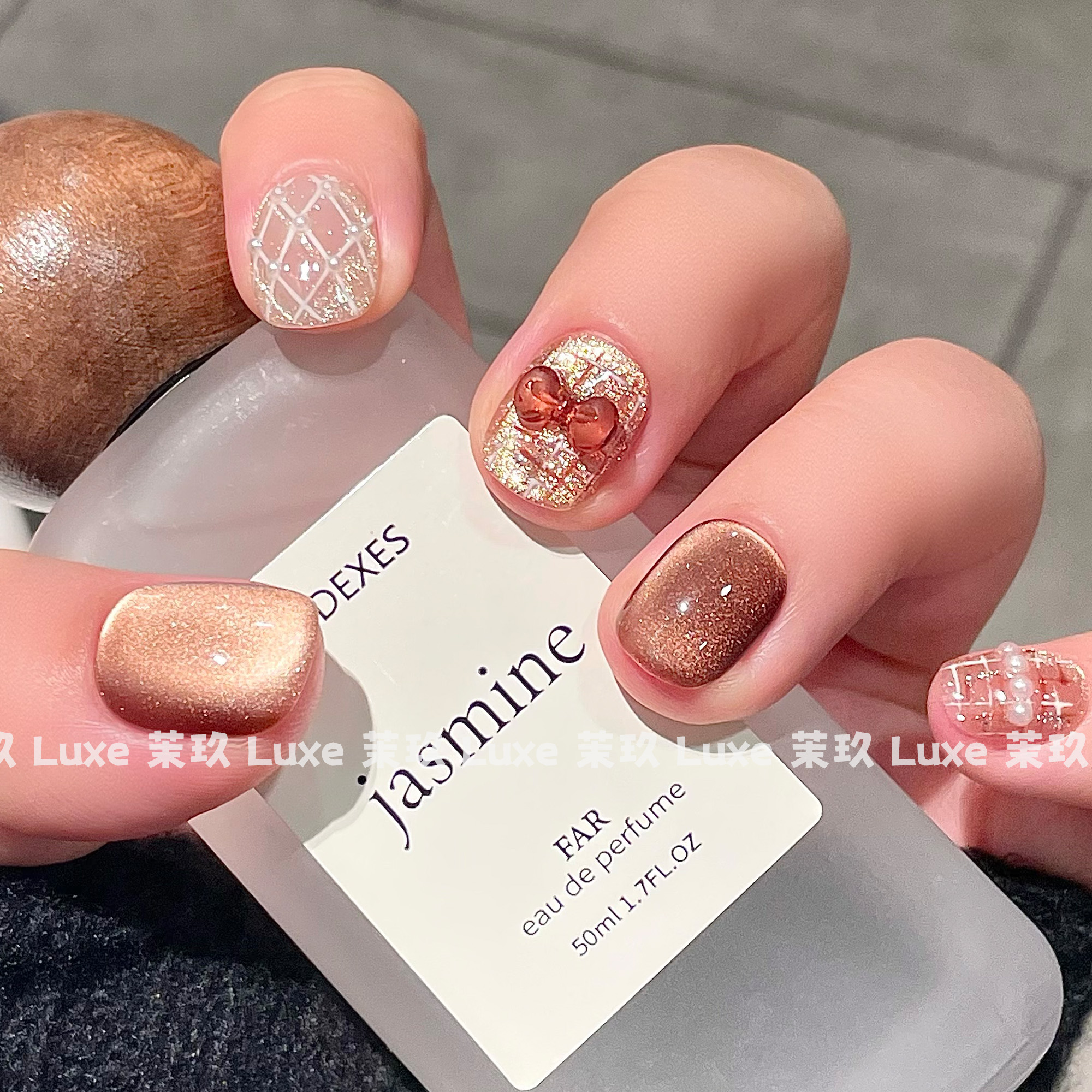 千金美拉德猫眼蝴蝶结轻奢纯手工穿戴甲短款高级感美甲贴片气质短