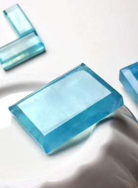 巴西海蓝宝石平安无事牌蓝色水晶男女方牌子吊坠补五行水项链天然