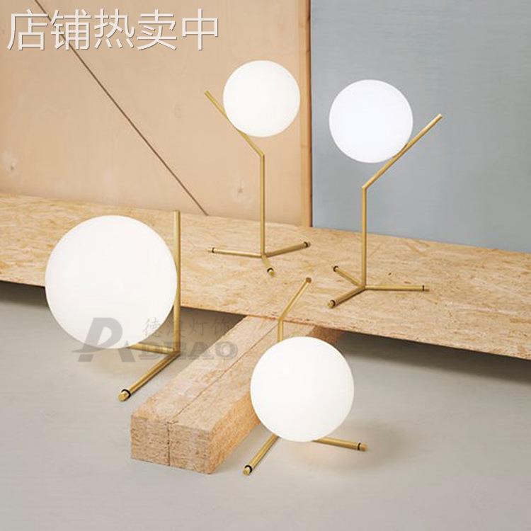 北欧创意台灯酒吧桌灯现代简约圆形灯个性卧室温馨烂漫床头灯台灯