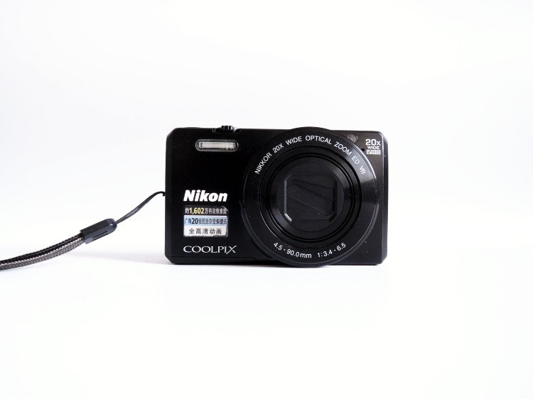 99new nikon coolpix s7000 16 mp digital camera with 20x opti