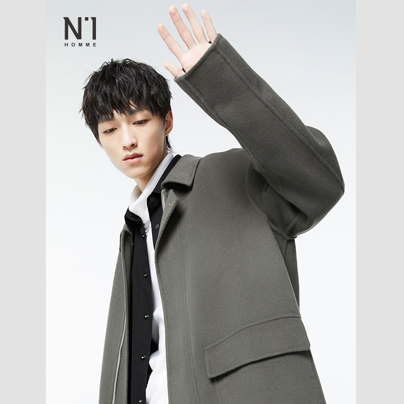 简约翻领，时尚百搭，潮流个性