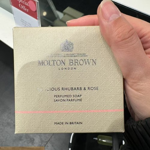 现货摩顿布朗MoLton Brown夏风玫瑰Delicious Rhubarb&Rose香皂
