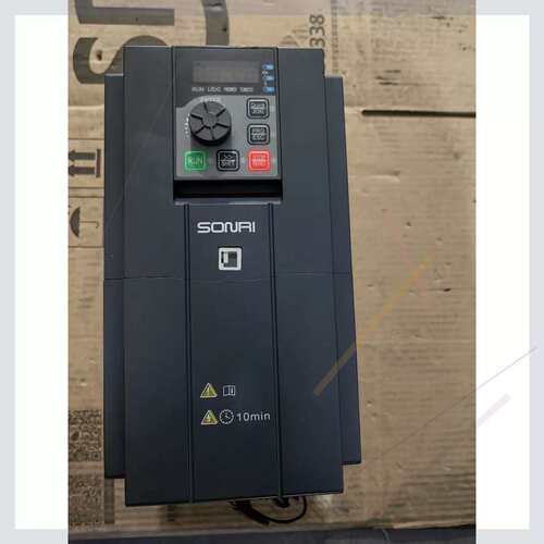 议价松日变频器，SB70A-4T5R5GB/7R5PB，实物