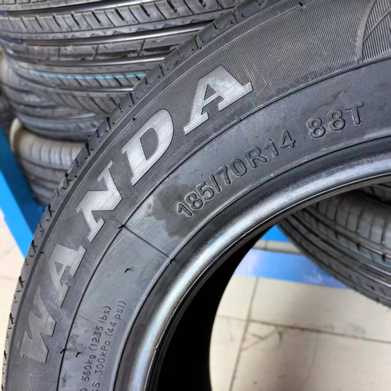 低速老年代步车185/70R14真空胎铝合金轮毂