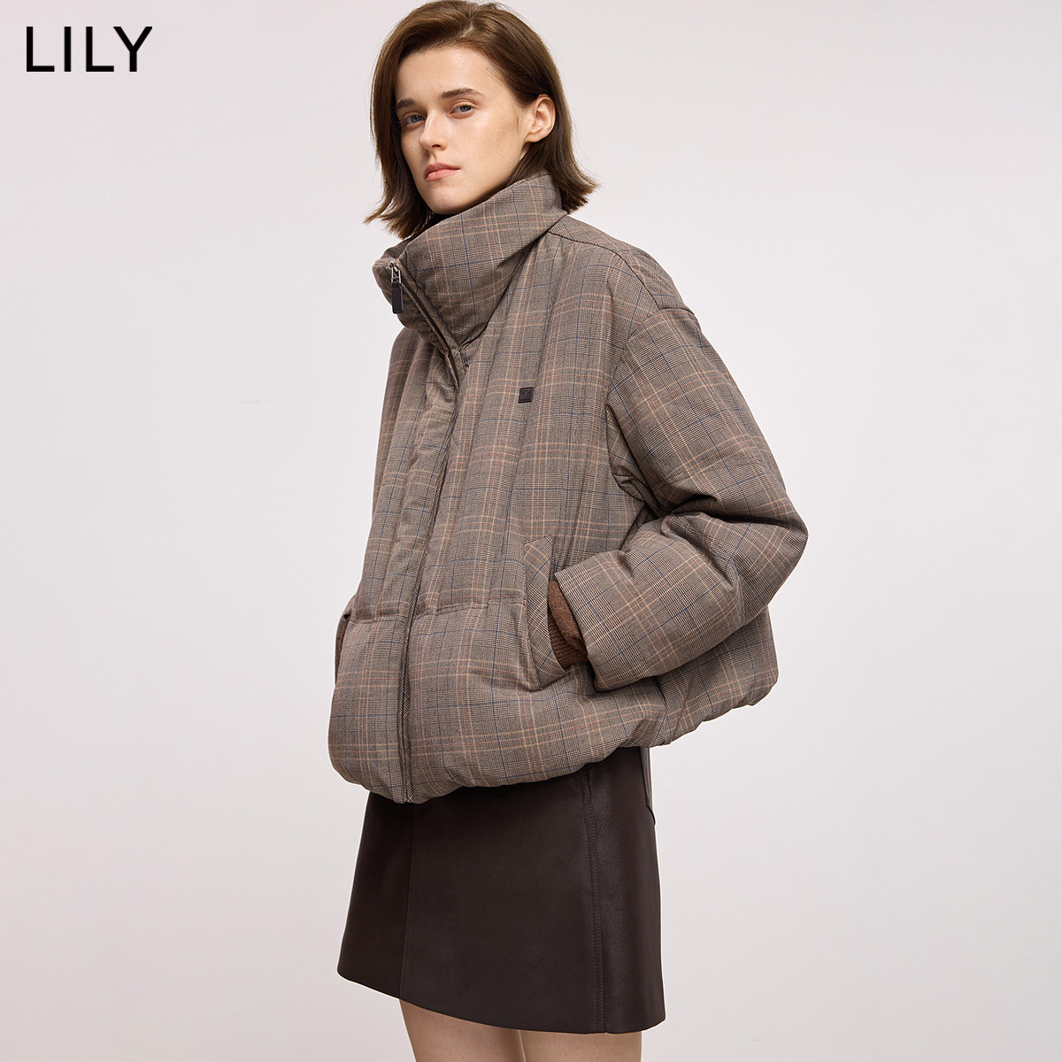 LILY2025冬新款女装巴恩风格纹立领气质通勤90鸭绒泡芙羽绒服外套