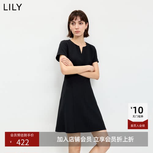 LILY2026夏新款女装简约纯色圆领V领收腰休闲通勤修身短袖连衣裙