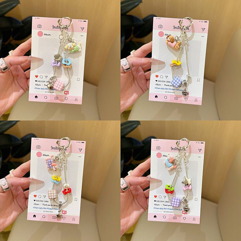 ins韩国腊肠狗方块挂件趣味可爱挂链装饰品新款链条少女百搭