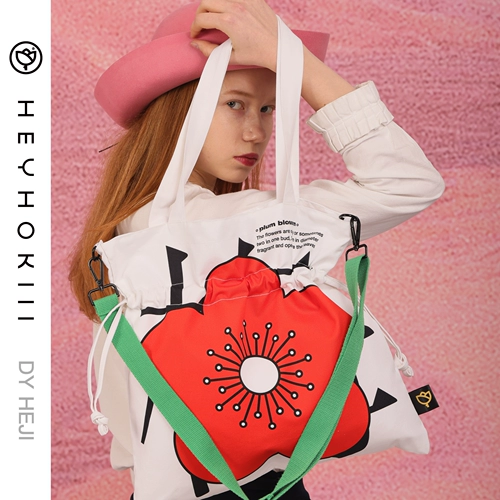 Оригинальная небольшая дизайнерская сумка через плечо, шоппер, барсетка, коллекция 2021, на шнурках