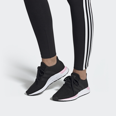 Adidas/阿迪达斯女子运动休闲鞋