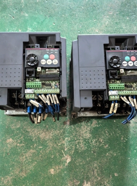 E700变频器FR-E740-2.2K-CHT 2.2KW 少盖如图所拍 二手 议价