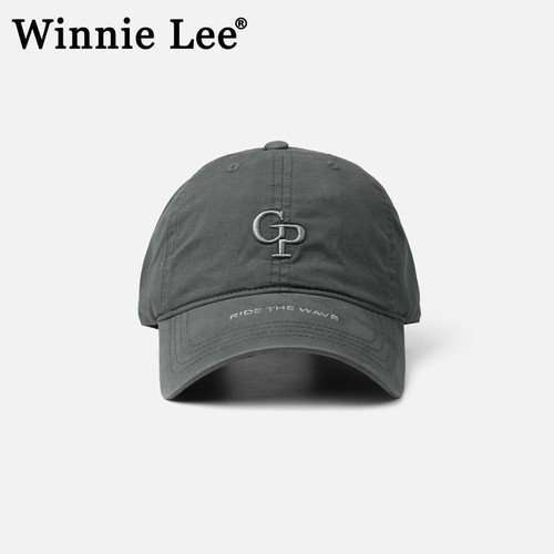 WinnieLee日本设计师联名款帽子