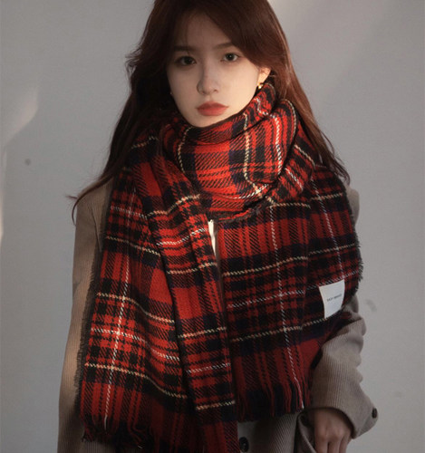 WinnieLee日本设计师联名款围巾